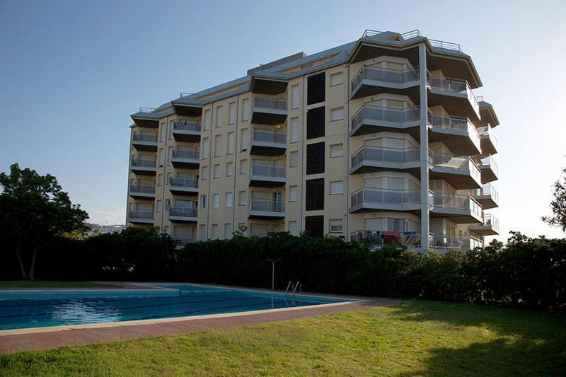 Apartamentos Bon Repos Santa Susanna Bagian luar foto